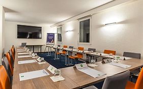 ibis Styles Saint-Quentin